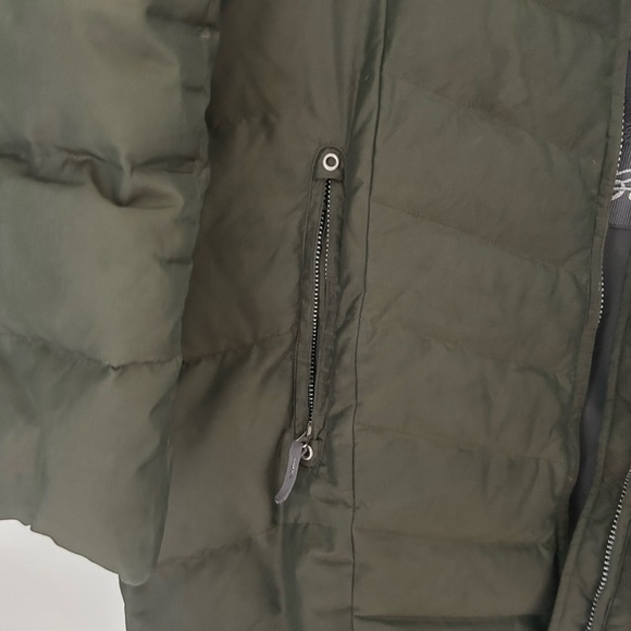 Eddie Bauer Women's Olive Puffer Coat - Picture 2 of 7